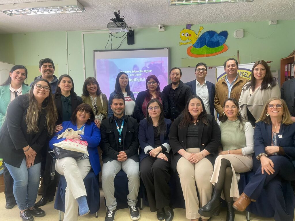 Más de 300 estudiantes de la región de Los Lagos reciben educación en pensamiento computacional